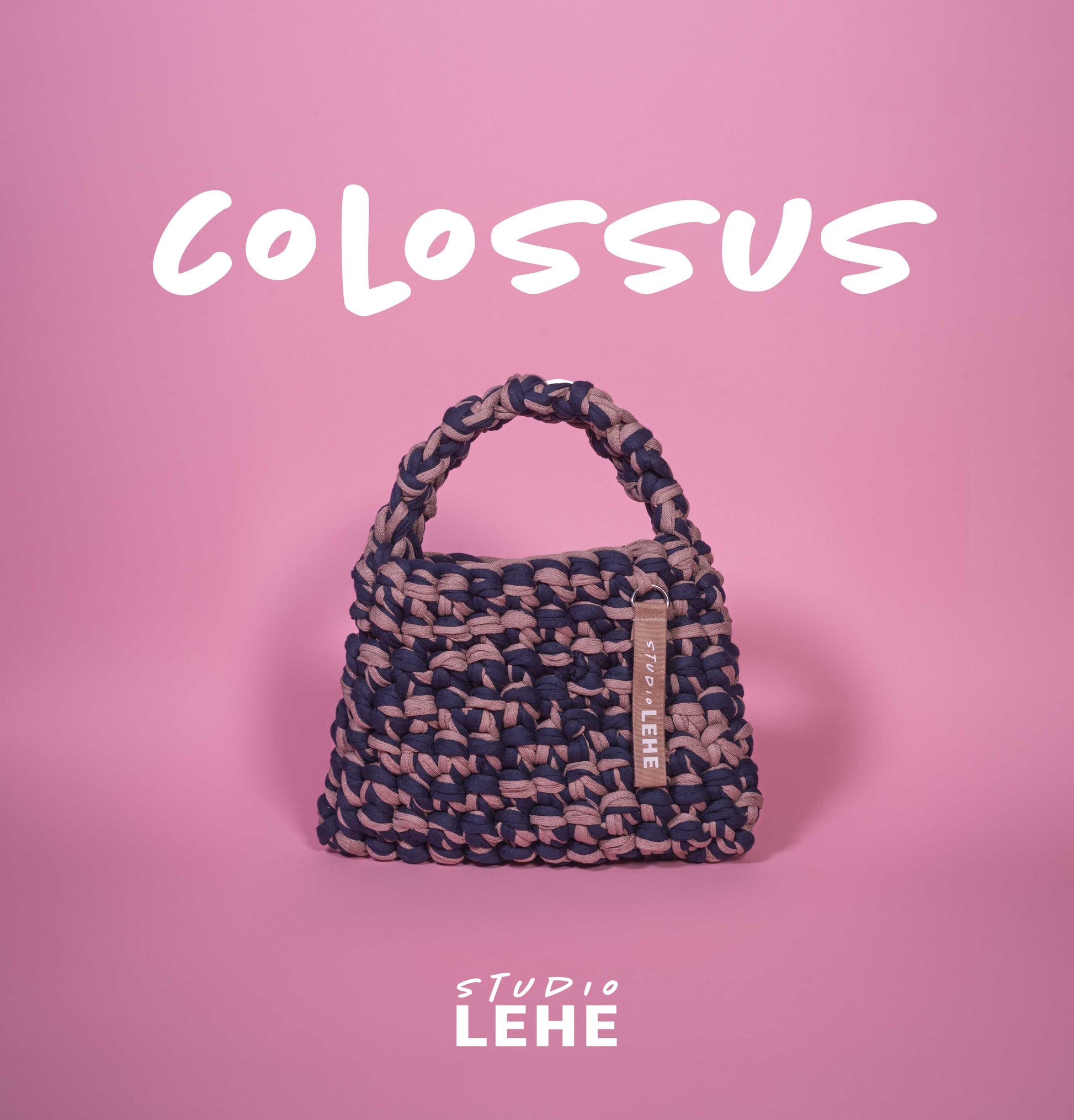 Große Statement-Tasche in Beige-Schwarz aus Upcycling-Material – Modell Colossus