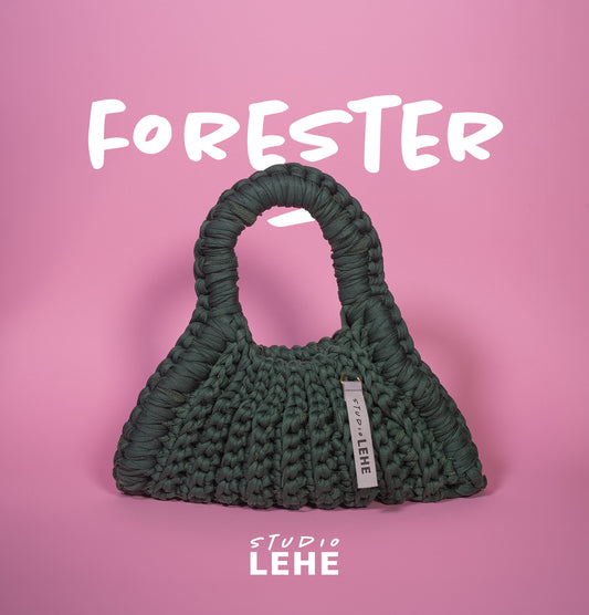 Dunkelgrüne gehäkelte Handtasche im stylischen Look aus Recycling-Garn – Modell Forester